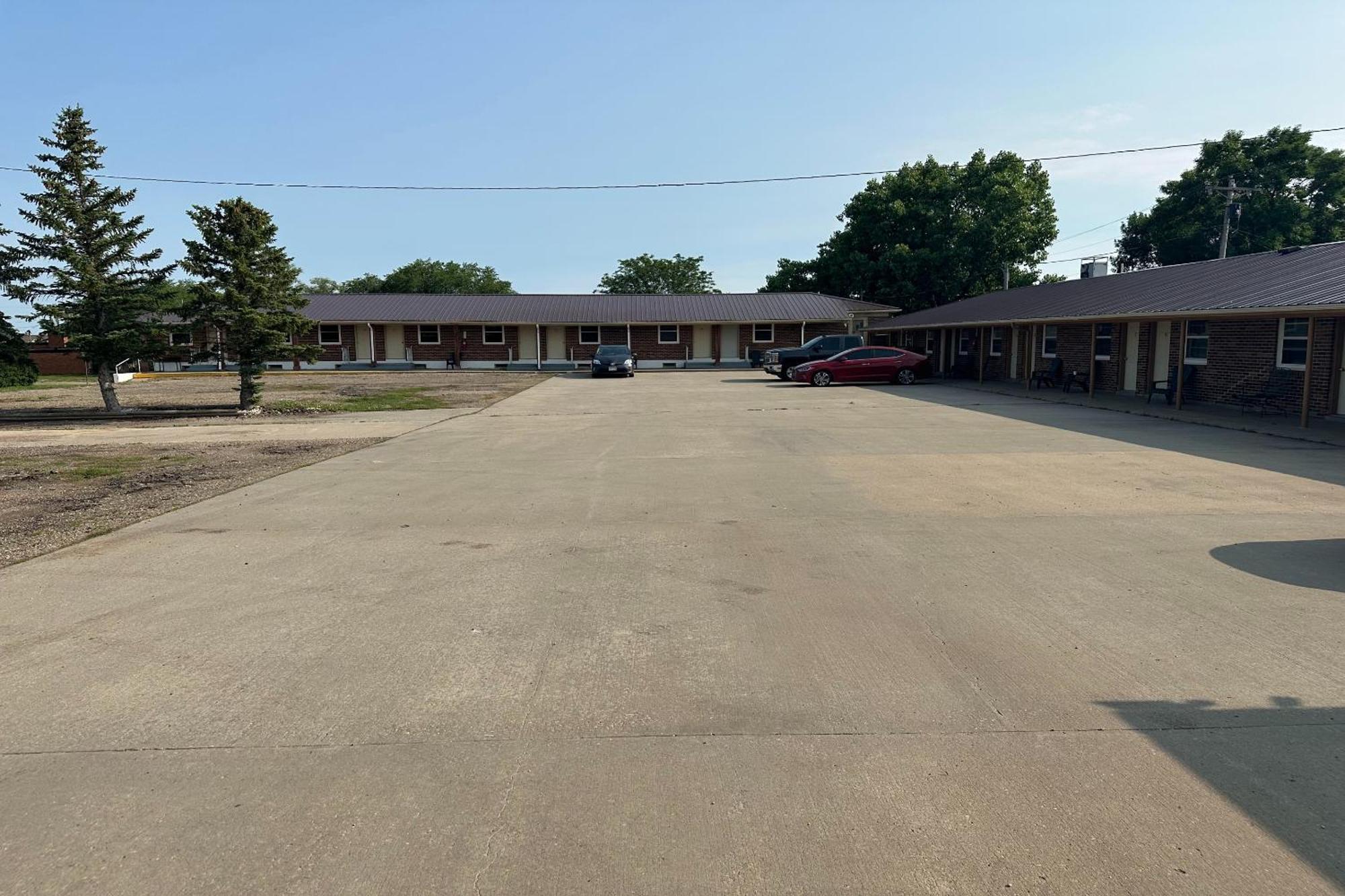 Love Hotels Murdo By Oyo On Interstate 90 Exterior foto